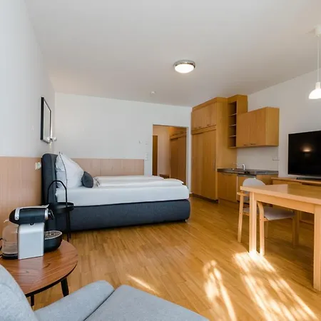 Studiowohnungen Am Rieger-hof *