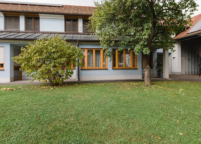 Studiowohnungen Am Rieger-hof Apartmán *